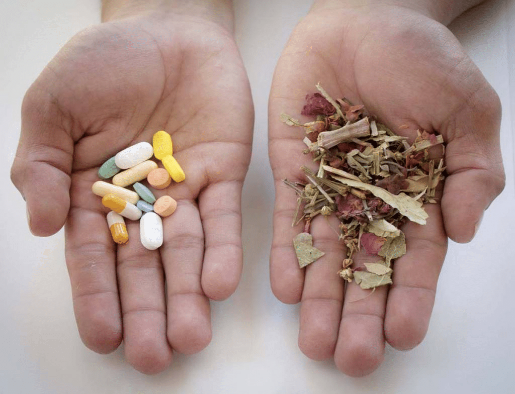 medicina alternativa y riesgo de muerte. Hierbas y pastillas