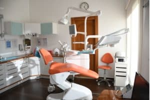 5 trucos para relajarse antes de ir al dentista